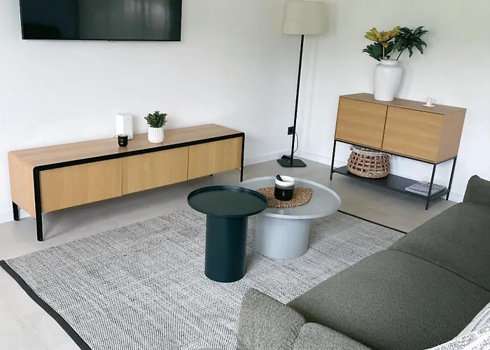 La Guinguette Sous Les Muriers - Box Gourmande - Piscine - Clim *